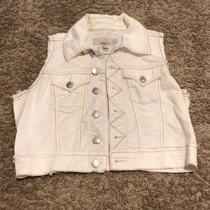 Short sleeve white denim jacket